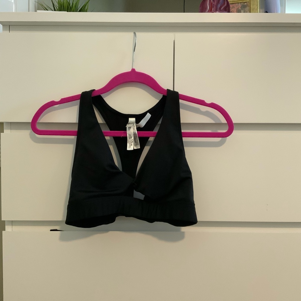 PINK VS sports bra